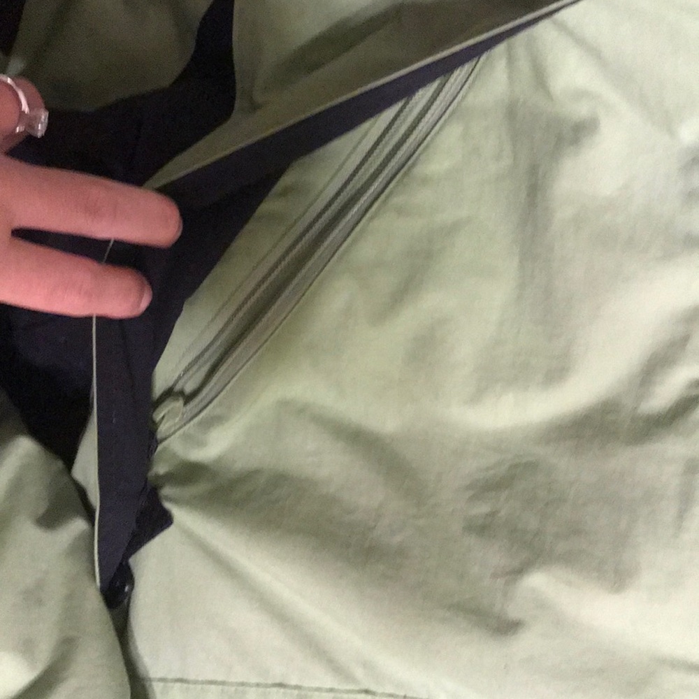 ❄️lime green ski jacket w/ accessories - Picture 12 of 15